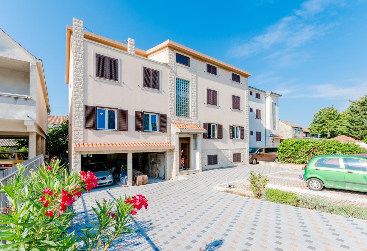 Apartment Karlo Kastela Exterior photo